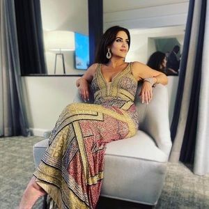 Meet your Posher, Julie